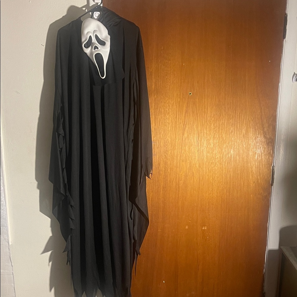 Men's Black Long Sleeve Costume with Mask